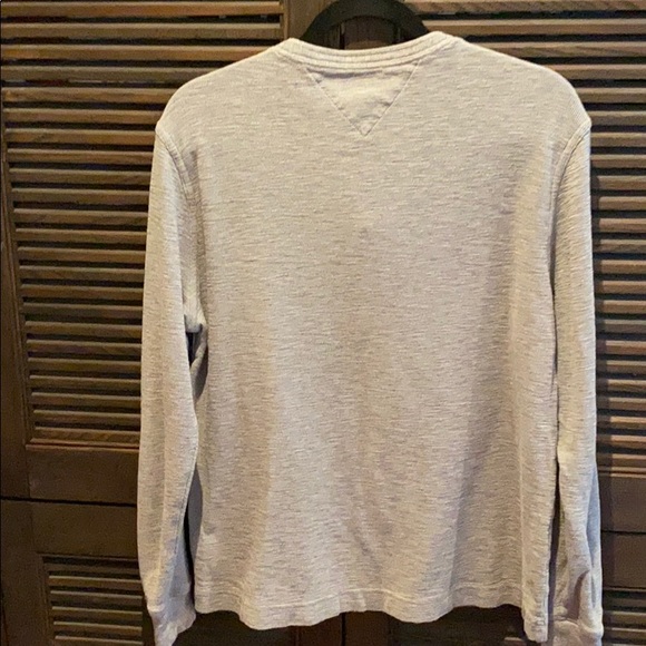 Tommy Hilfiger - Picture 3 of 4